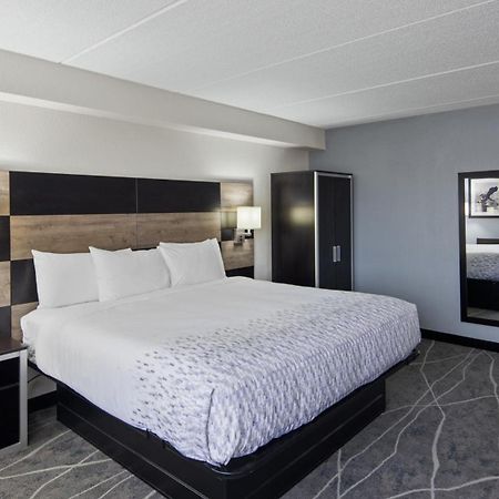 Clarion Pointe Jacksonville Near Camp Lejeune Bagian luar foto