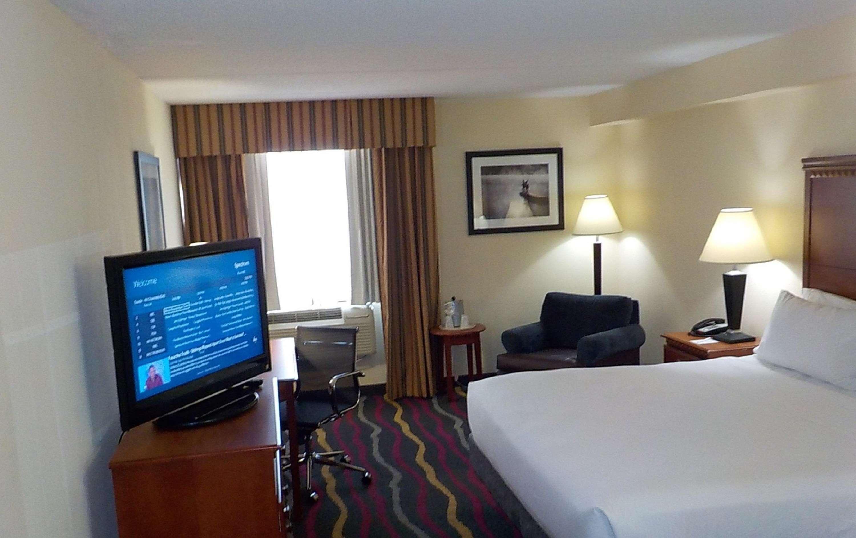 Clarion Pointe Jacksonville Near Camp Lejeune Bagian luar foto