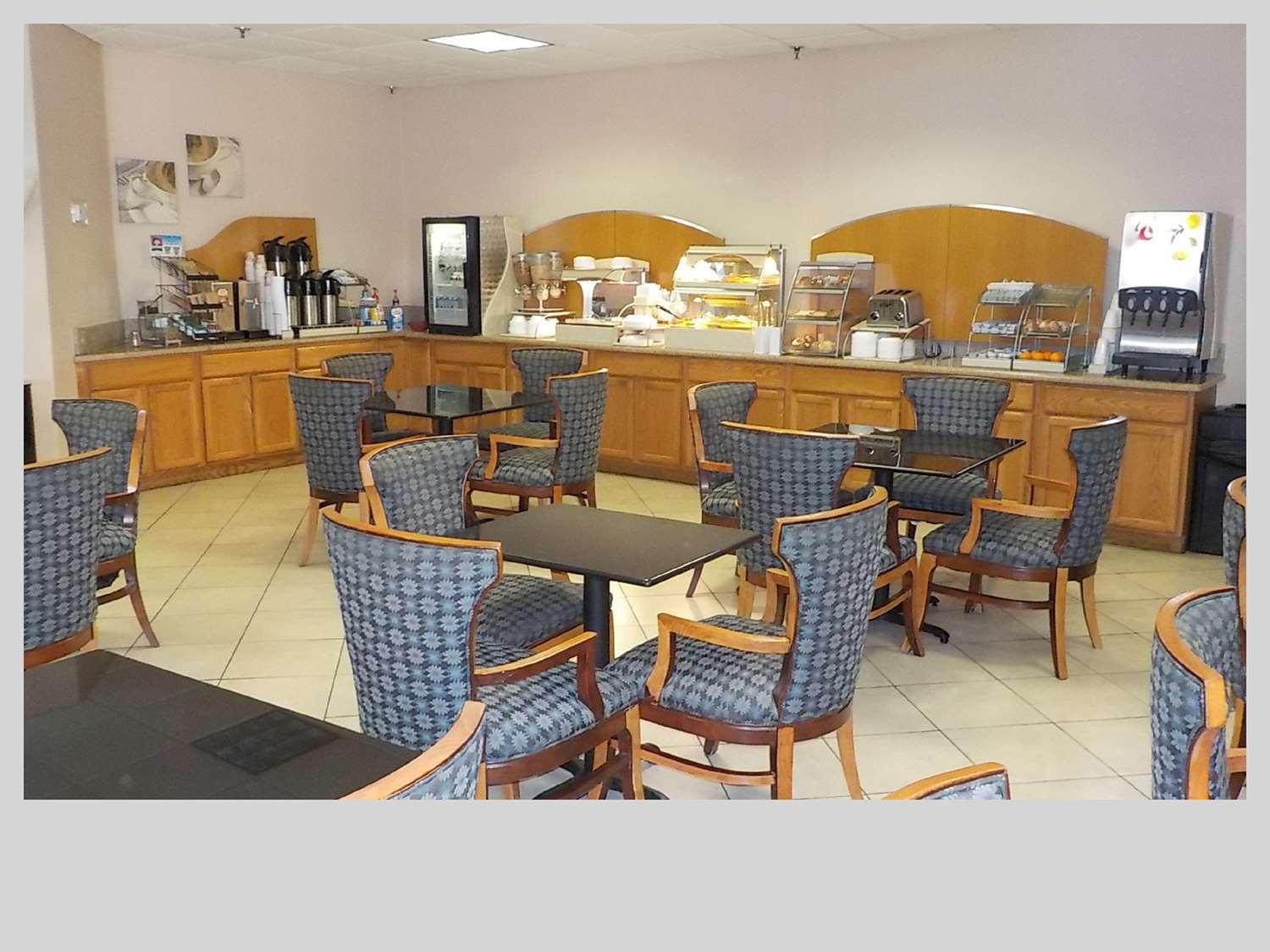 Clarion Pointe Jacksonville Near Camp Lejeune Bagian luar foto