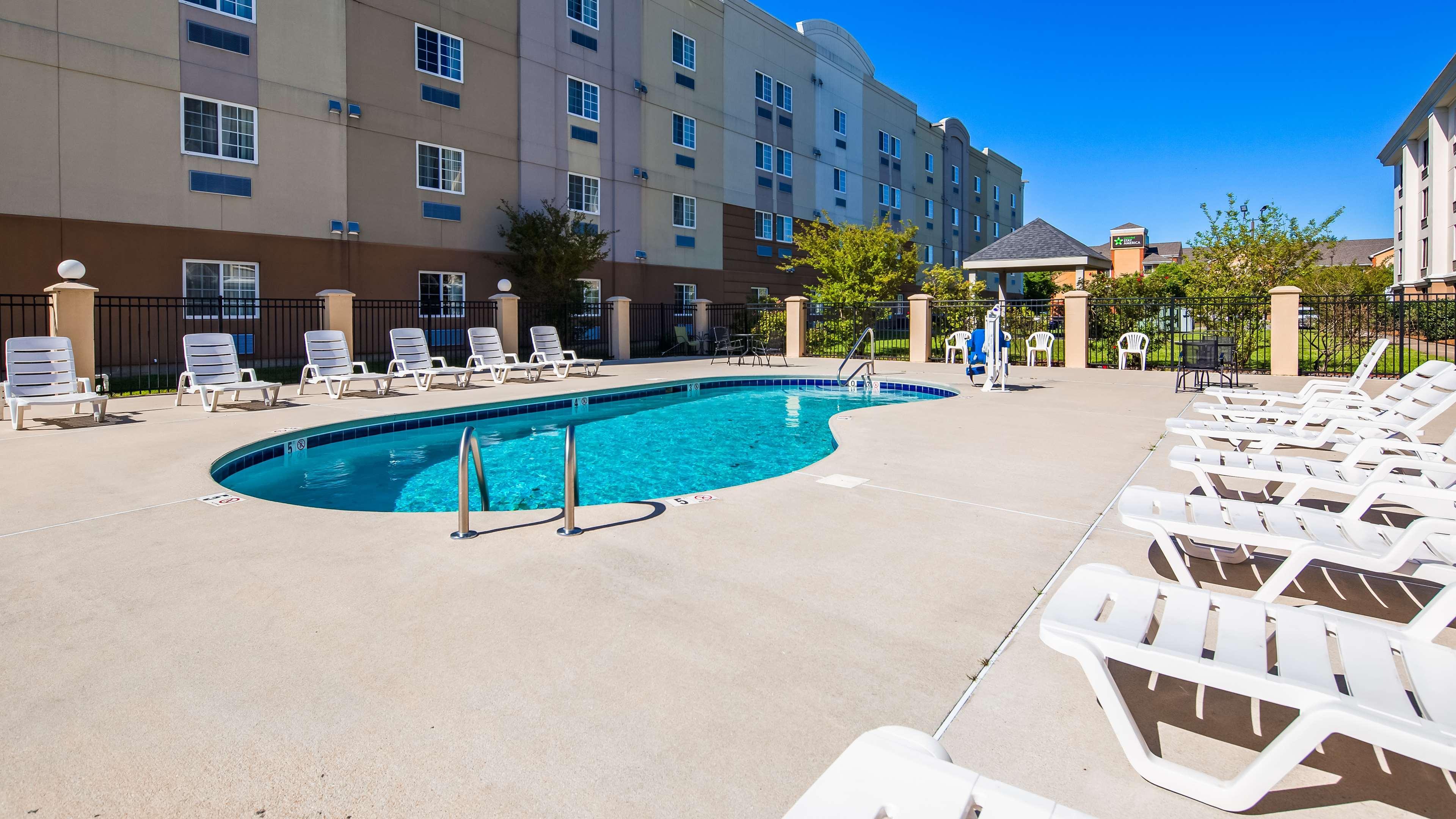 Clarion Pointe Jacksonville Near Camp Lejeune Bagian luar foto