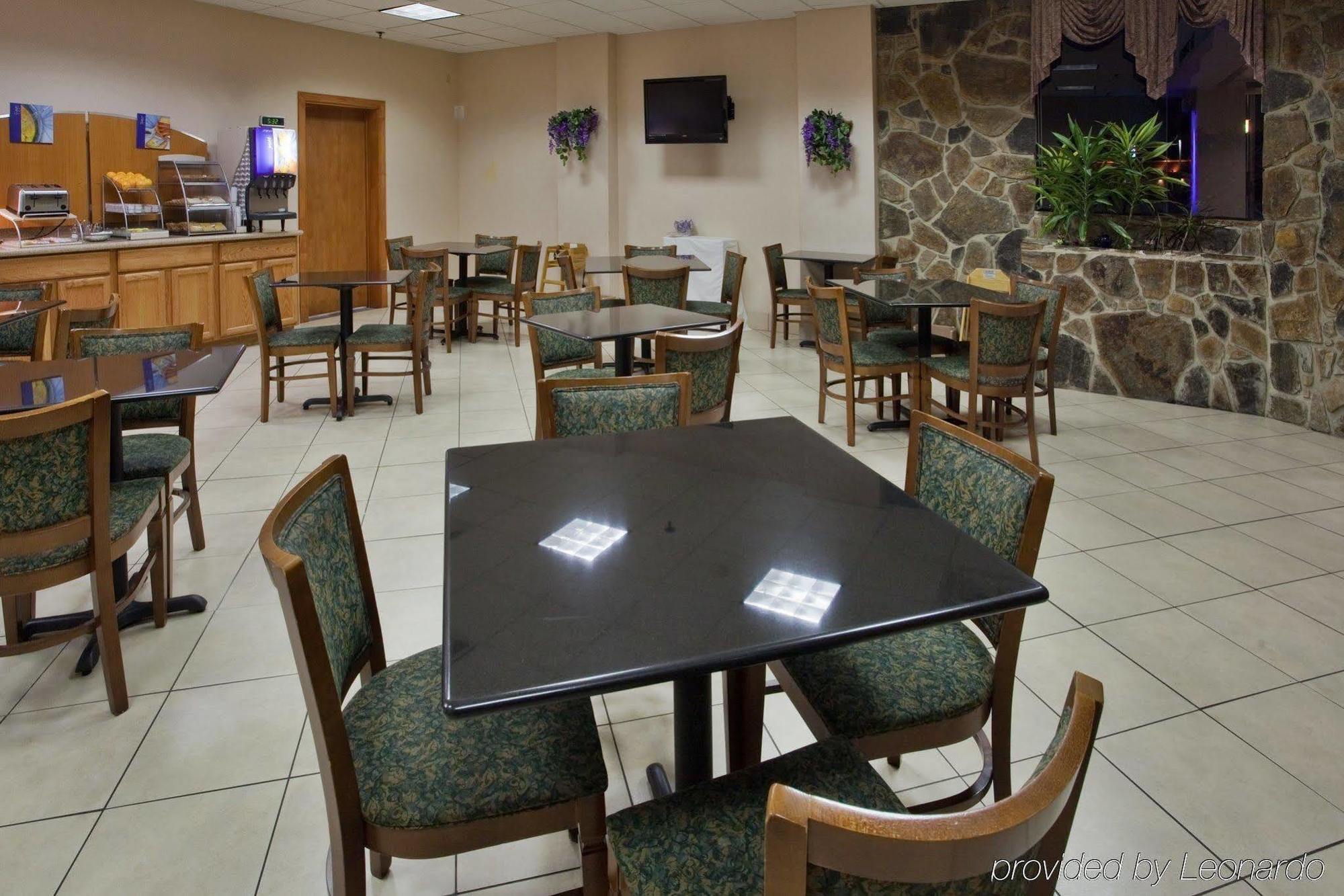 Clarion Pointe Jacksonville Near Camp Lejeune Restoran foto